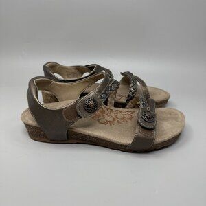Aetrex Jillian Braided Quarter Strap Sandals Size 8 Bronze Open Toe Hook Loop
